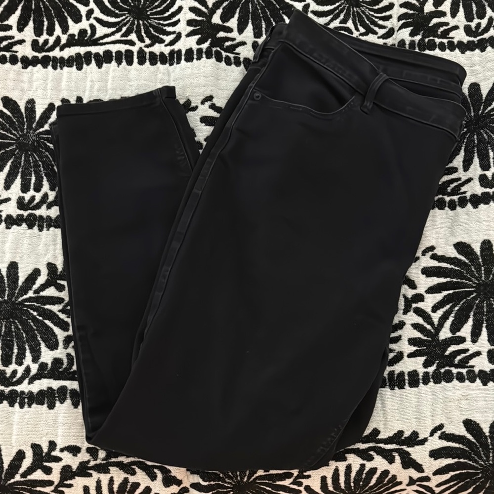 Women's Black Jeans
